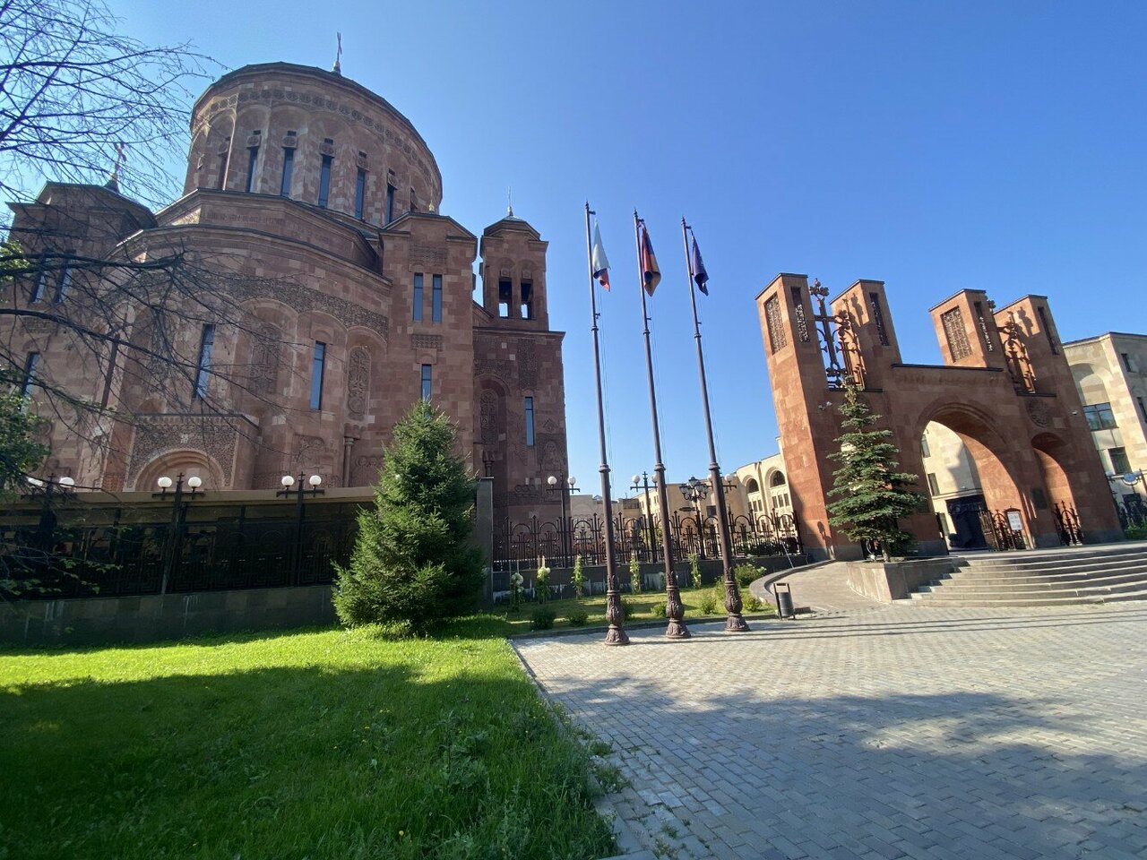 Резиденция патриаршего экзарха, главы Ново-Нахичеванской Армянской апостольской церкви