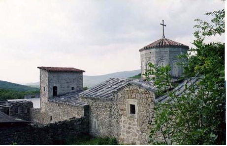 Монастырь Сурб Хач (Крым)